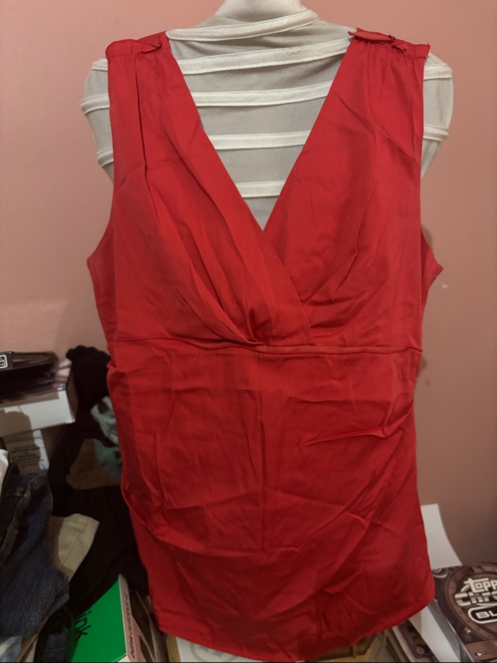 Elie Tahari Red V-Neck  Blouse Size Large